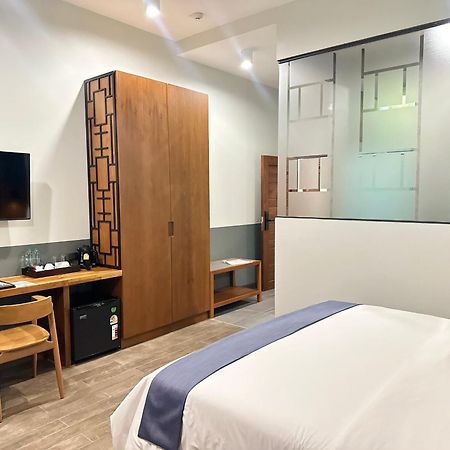 R-Mar Resort And Spa Patong, Phuket Exterior photo