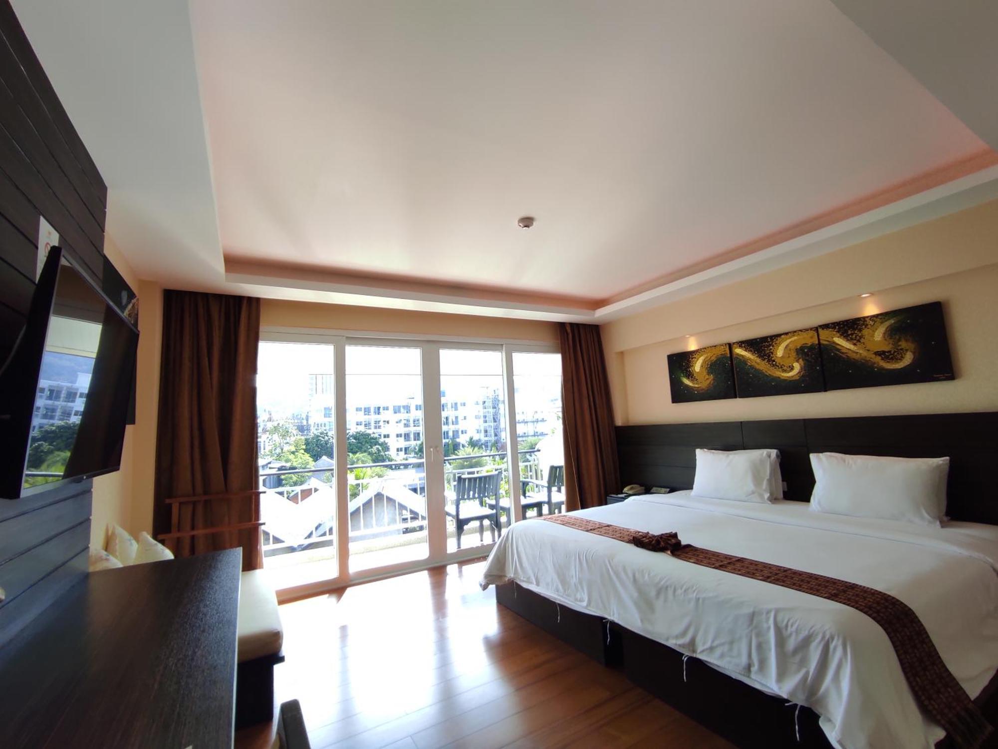 R-Mar Resort And Spa Patong, Phuket Exterior photo