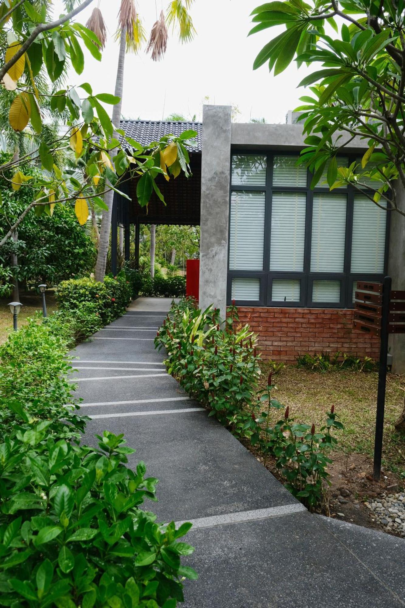 R-Mar Resort And Spa Patong, Phuket Exterior photo