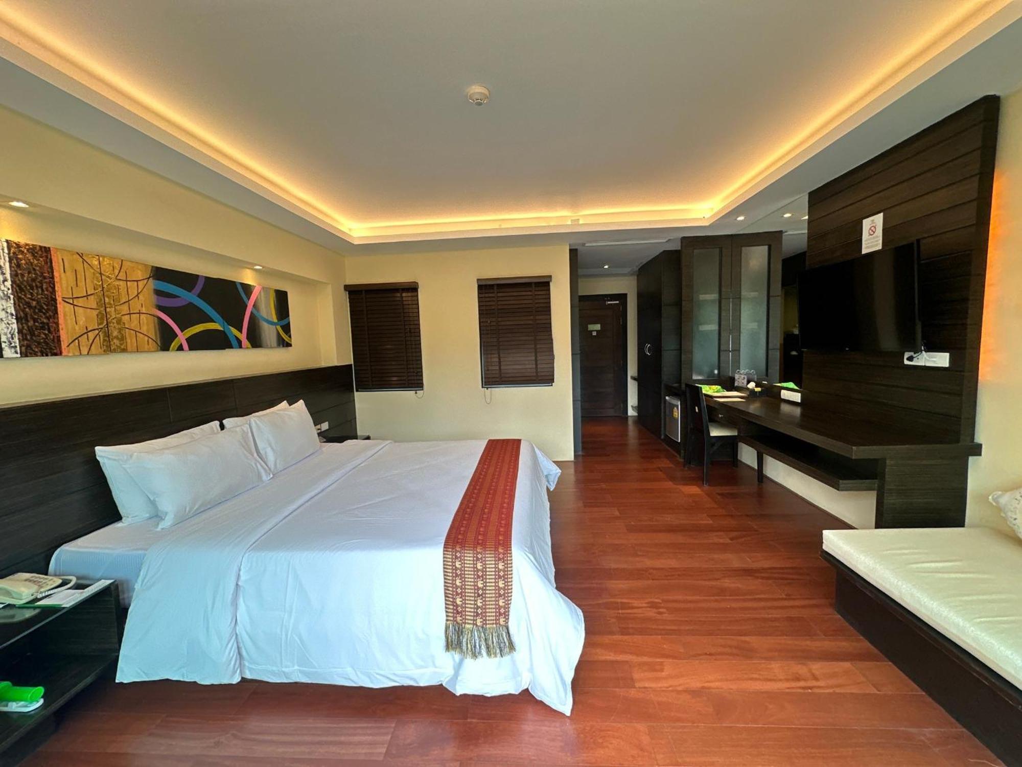 R-Mar Resort And Spa Patong, Phuket Exterior photo