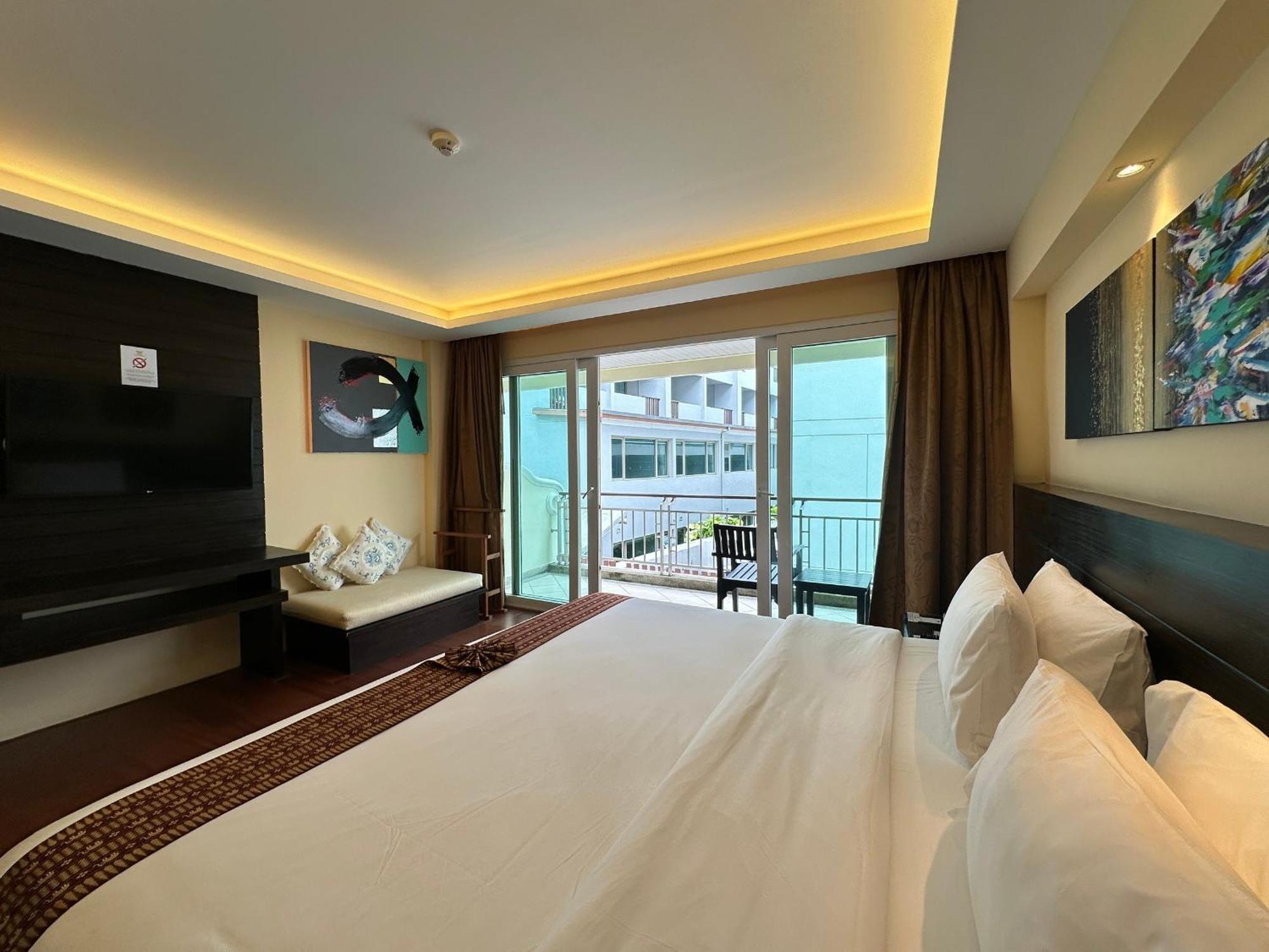 R-Mar Resort And Spa Patong, Phuket Exterior photo